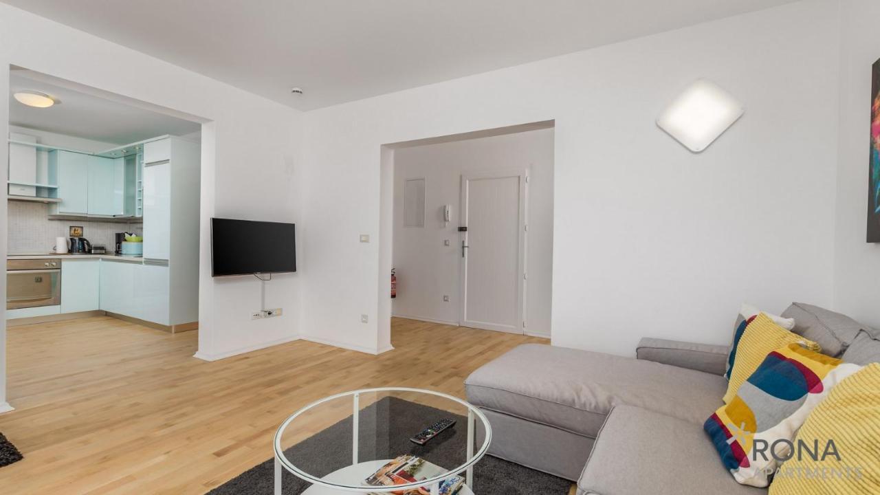 Rona Spacious Apartment With A Panoramic View Ичичи Экстерьер фото